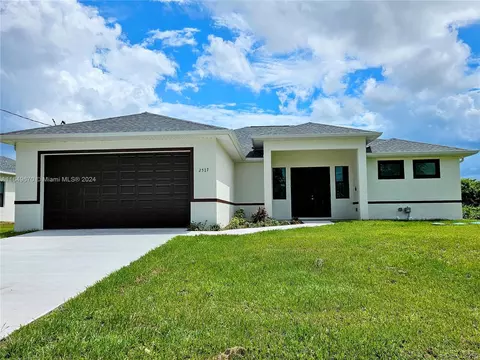 2517 SW 10th St, Lehigh Acres, FL 33976