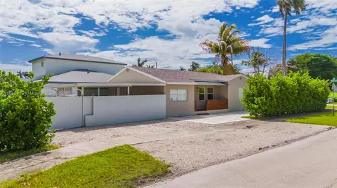 8275 NW 4th Ave, Miami, FL 33150