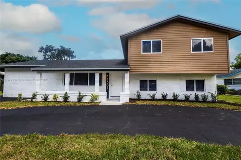 1531 39th St, West Palm Beach, FL 33407