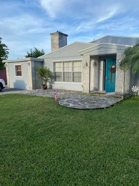 30041 SW 169th Ave, Homestead, FL 33030