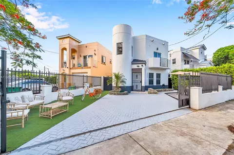 3045 SW 13th St, Miami, FL 33145