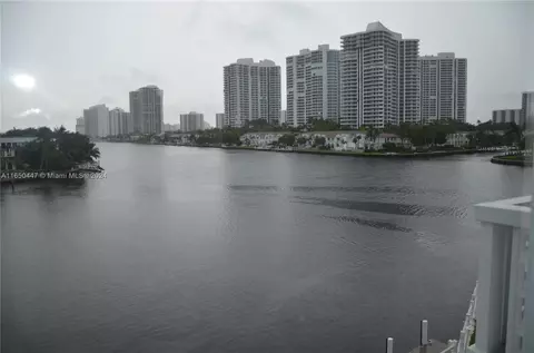 3209 S Ocean Dr #4H, Hallandale Beach, FL 33009