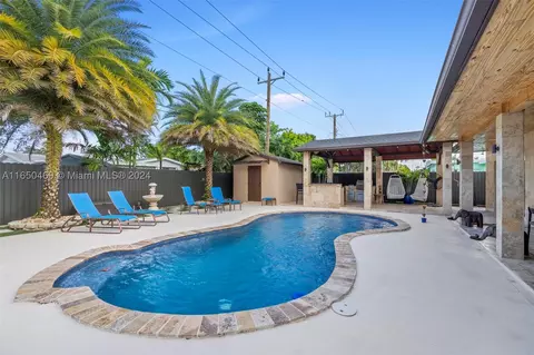 9384 Caribbean Blvd, Cutler Bay, FL 33189