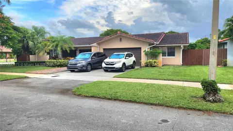 2140 SW 126th Ct, Miami, FL 33175