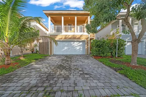 3211 SE 2nd Dr, Homestead, FL 33033