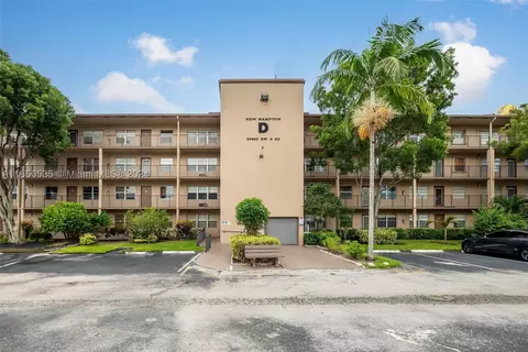 13450 SW 3rd St #202D, Pembroke Pines, FL 33027