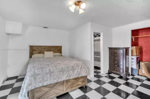Bedroom - 5750 E 3rd Ave, Hialeah, FL 33013 photo 2 of 5
