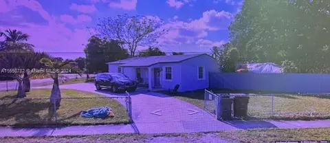 870 E 37th St, Hialeah, FL 33013 photo 1