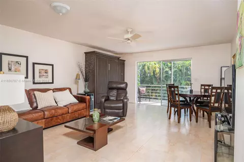 400 NE 14th Ave #217, Hallandale Beach, FL 33009