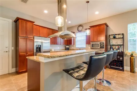 1825 W 44th Pl #207, Hialeah, FL 33012