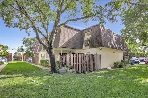 7813 Tam Oshanter Blvd, North Lauderdale, FL 33068
