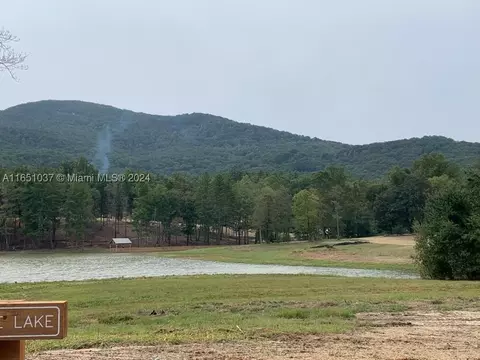 6 North Lake Drive, Sautee Nacoochee, GA 30571