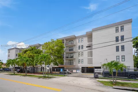 6950 W 6th Ave #210, Hialeah, FL 33014