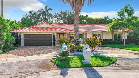 7045 SW 95th Ct, Miami, FL 33173