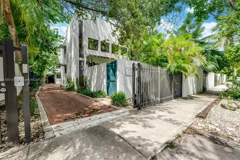 3122 Mary St, Miami, FL 33133