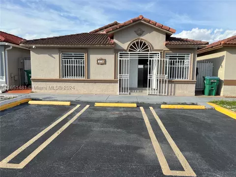 9167 NW 120th St #267, Hialeah Gardens, FL 33018