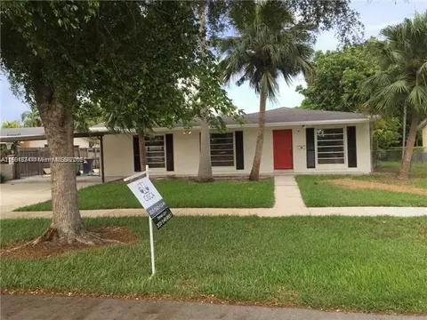 18923 SW 92nd Ave, Cutler Bay, FL 33157