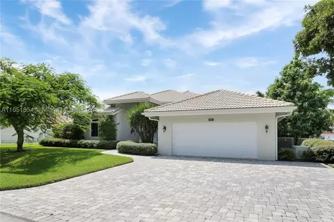 8602 SE North Passage Way, Jupiter, FL 33469