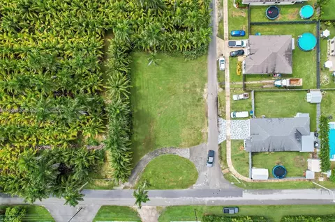 18990 SW 316th St, Homestead, FL 33030