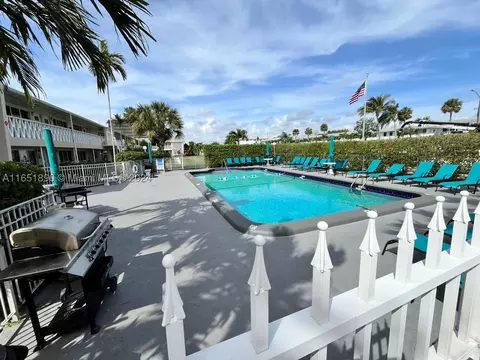 900 Atlantic Shores Blvd #231, Hallandale Beach, FL 33009