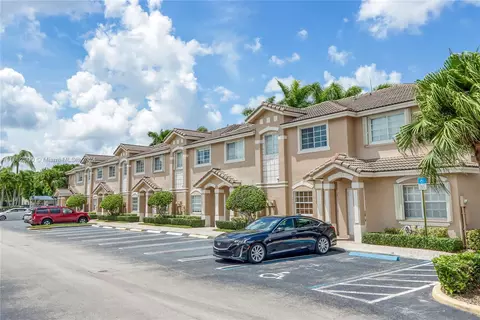 5743 NW 114th Path #107, Doral, FL 33178