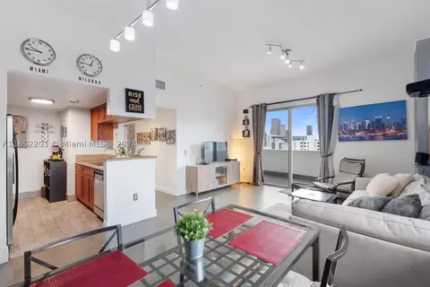 36 NW 6th Ave #TS-9, Miami, FL 33128