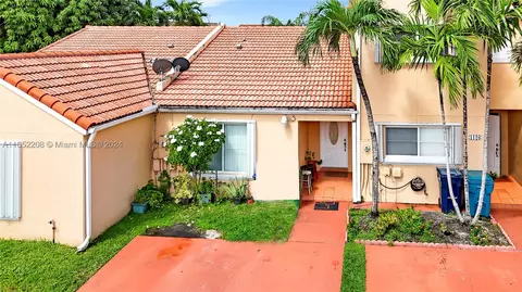 1122 NW 126th Ct, Miami, FL 33182