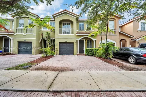 2491 SE 14th St, Homestead, FL 33035