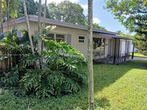 Undisclosed, Hollywood, FL 33020