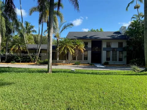 8281 SW 187th St, Cutler Bay, FL 33157