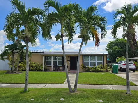11234 SW 43rd St, Miami, FL 33165