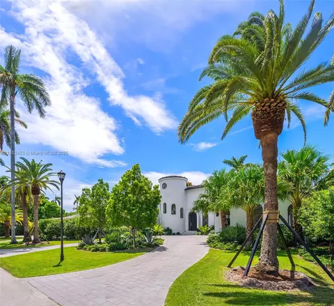 6650 Pine Tree Ln, Miami Beach, FL 33141
