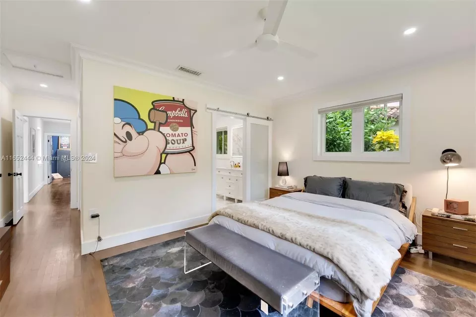 Bedroom - 547 Giralda Ave, Coral Gables, FL 33134 photo 1 of 4