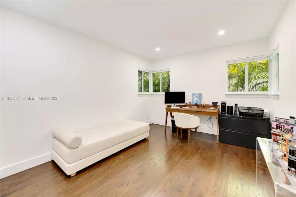 Other - 547 Giralda Ave, Coral Gables, FL 33134 photo 11 of 12