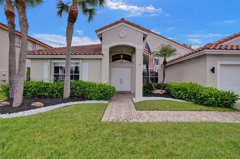 1568 SW 191st Ave, Pembroke Pines, FL 33029