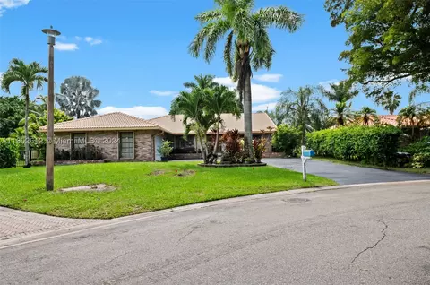 9900 NW 6th St, Coral Springs, FL 33071