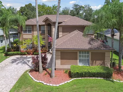 15734 Muirfield Dr, Odessa, FL 33556