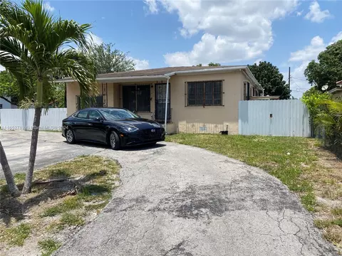 2985 NW 15th St, Miami, FL 33125