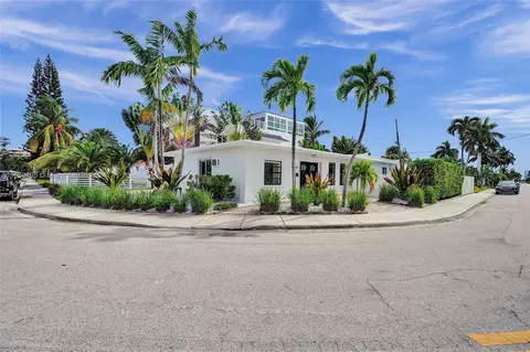 1441 S Treasure Dr, North Bay Village, FL 33141