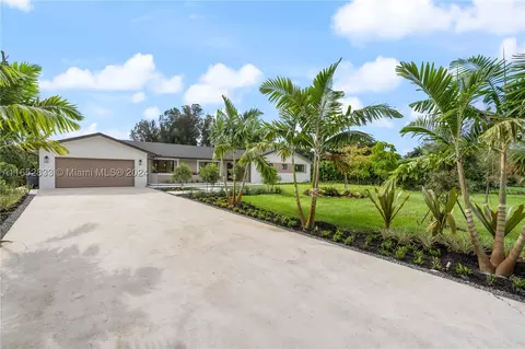 5401 SW 163rd Ave, Southwest Ranches, FL 33331