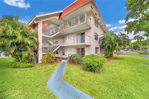 3061 NW 47th Ter #126A, Lauderdale Lakes, FL 33313