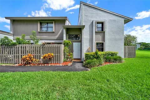 10719 SW 113th Pl #105B, Miami, FL 33176