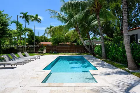 4900 NW 10th Ave, Miami, FL 33127