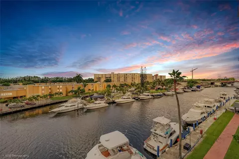 1800 NW 24th Ave #503, Miami, FL 33125