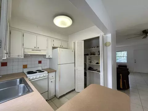 2420 Johnson St #203, Hollywood, FL 33020