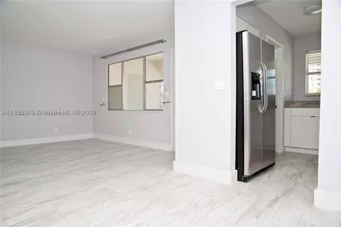 300 Layne Blvd #305, Hallandale Beach, FL 33009