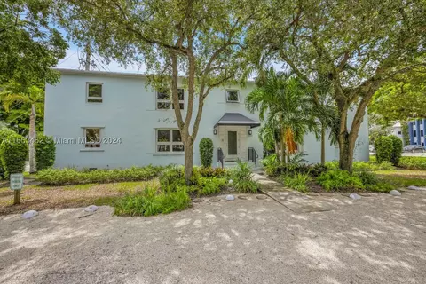 5630 SW 76th St #3, Miami, FL 33143