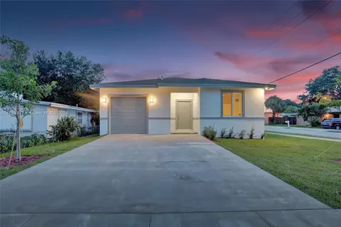 2872 NW 2nd St, Fort Lauderdale, FL 33311
