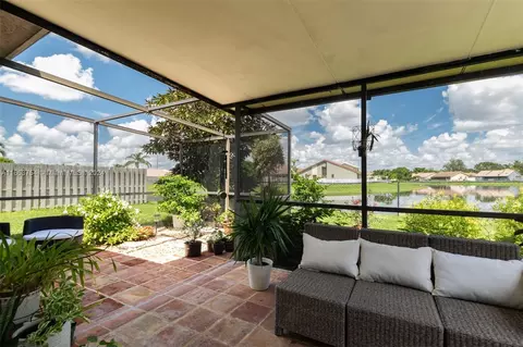 6408 Country Fair Cir, Boynton Beach, FL 33437