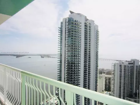1200 Brickell Bay Dr #3803, Miami, FL 33131
